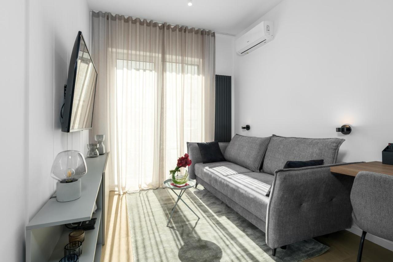 Central Apartments Garbary By Noclegi Renters Познан Екстериор снимка