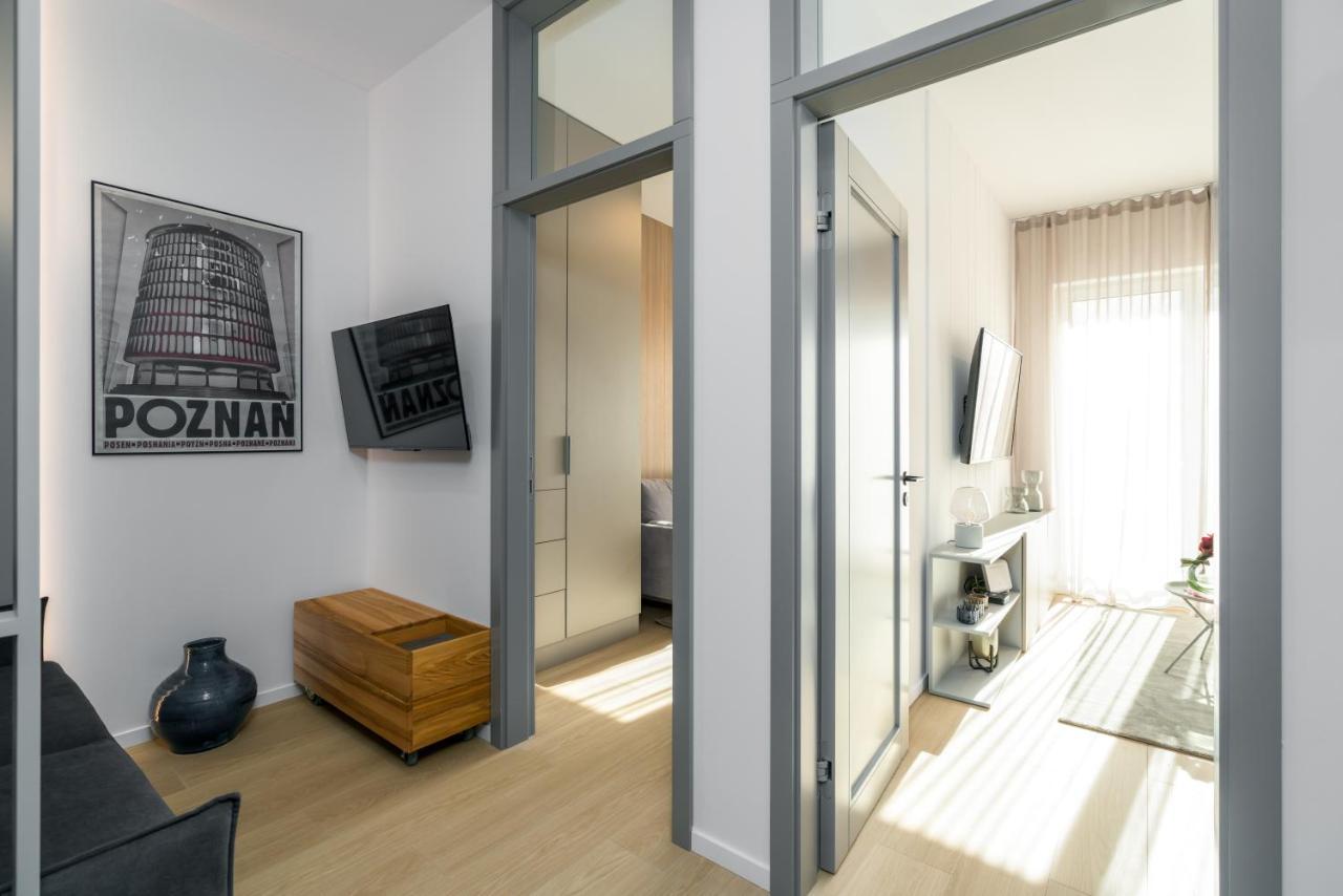 Central Apartments Garbary By Noclegi Renters Познан Екстериор снимка