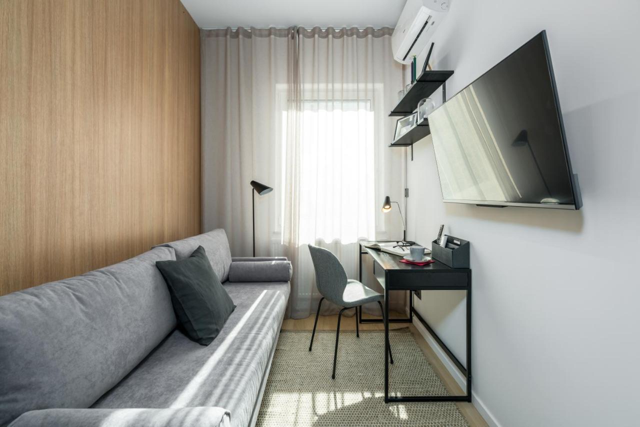 Central Apartments Garbary By Noclegi Renters Познан Екстериор снимка
