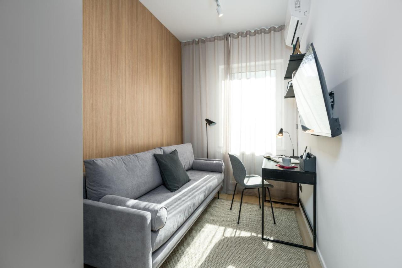 Central Apartments Garbary By Noclegi Renters Познан Екстериор снимка