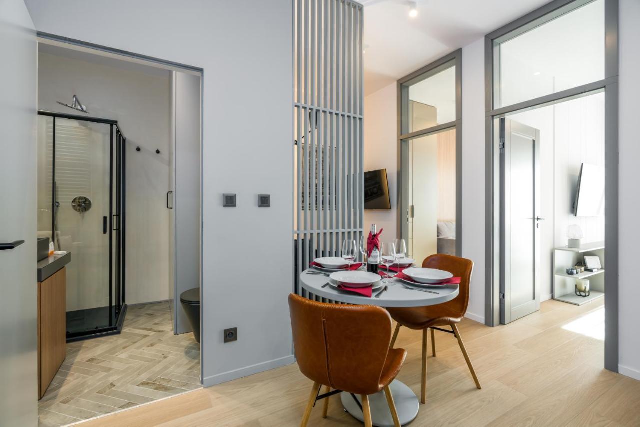 Central Apartments Garbary By Noclegi Renters Познан Екстериор снимка